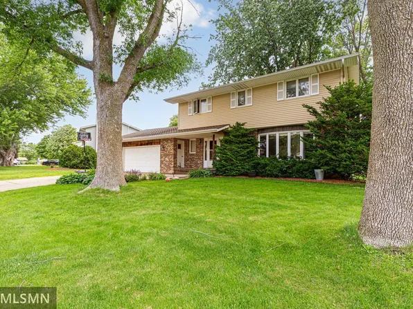 1209 Westwood Dr SW, Faribault, MN 55021