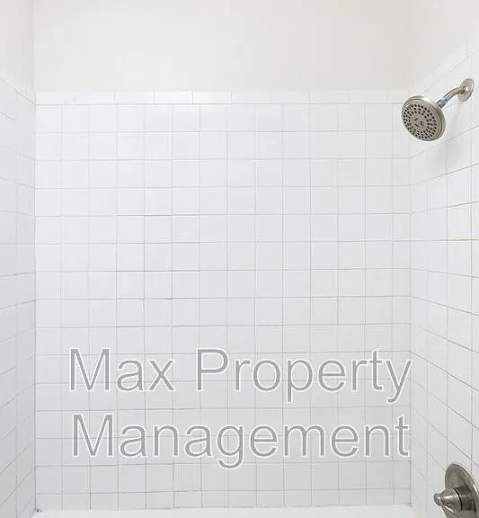 500 Laurel St #2 — Photo 15