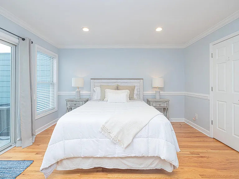 81 Sandbar Ln #27 — Photo 13