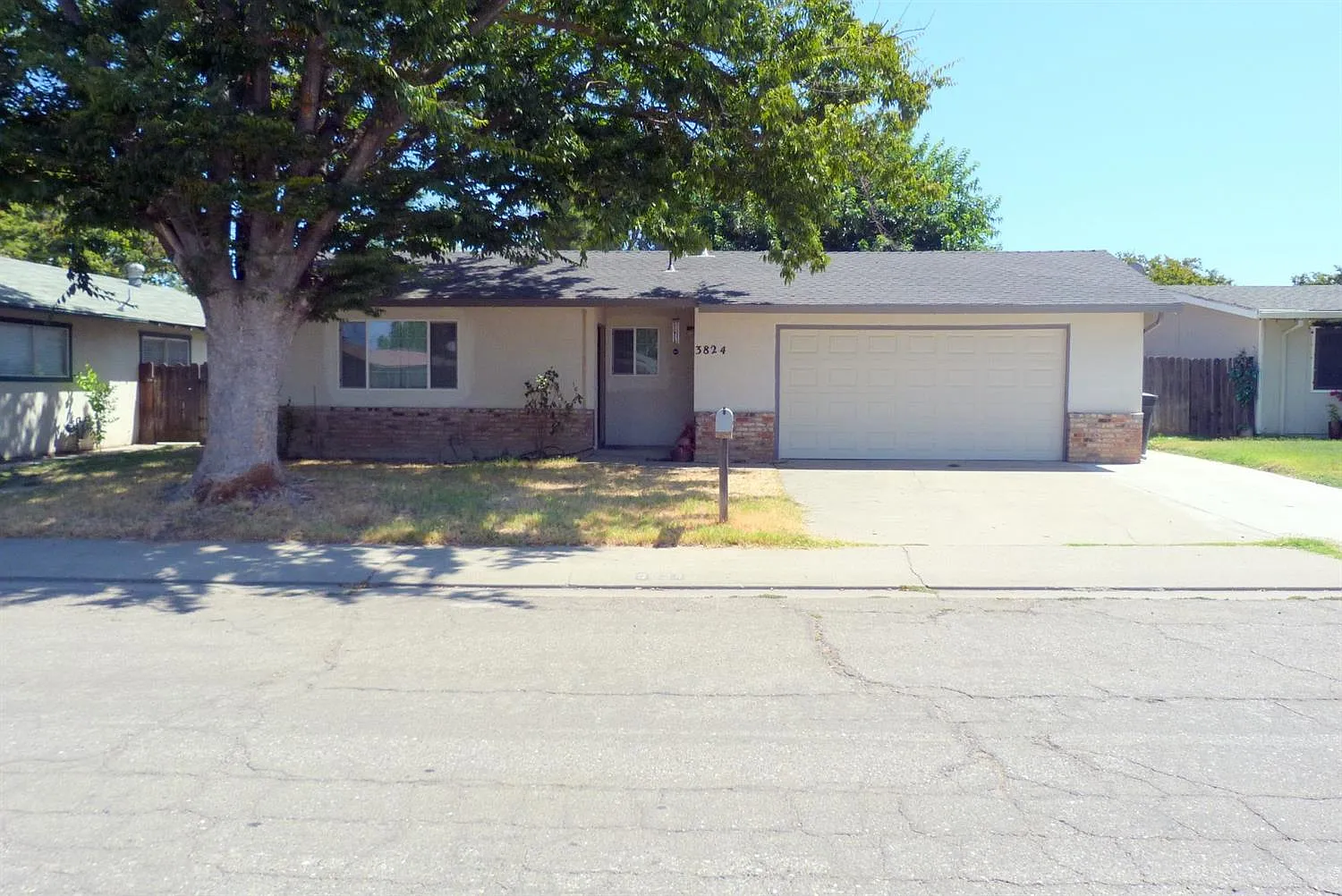 3824 Abilene Ct photo 1