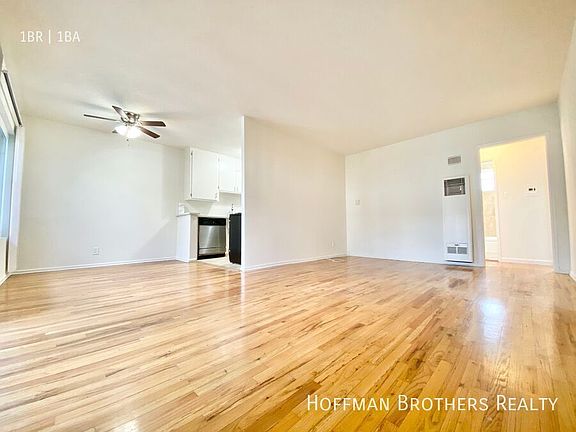 2nd image of 3711 Mentone Ave APT 12