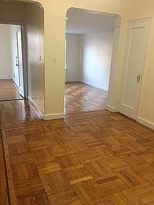 1st image of 95 W 195th St APT 5E