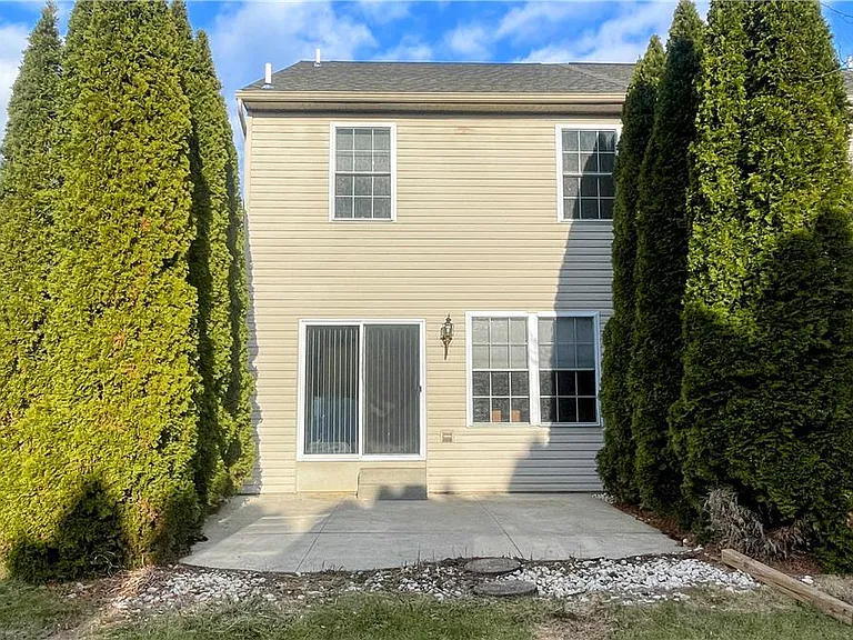 8104 Heritage Dr — Photo 28
