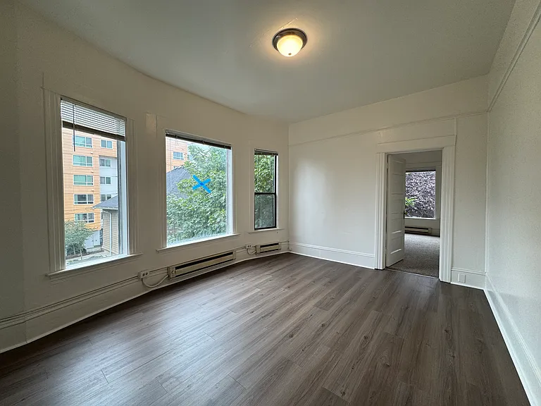 156 11th Ave #4 — Photo 6