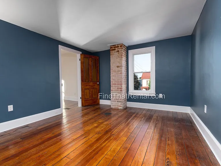 423 N Bedford St — Photo 20