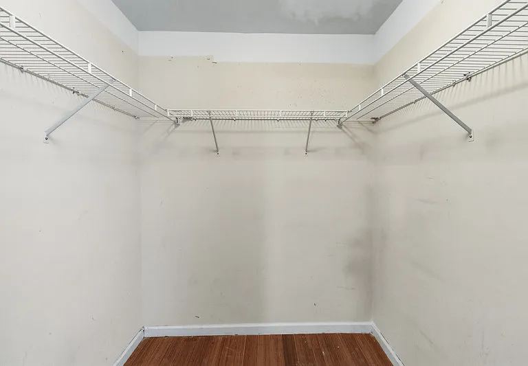 289 Muhammad Ali Ave — Photo 15