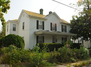 1109 Walnut St, Staunton, VA 24401
