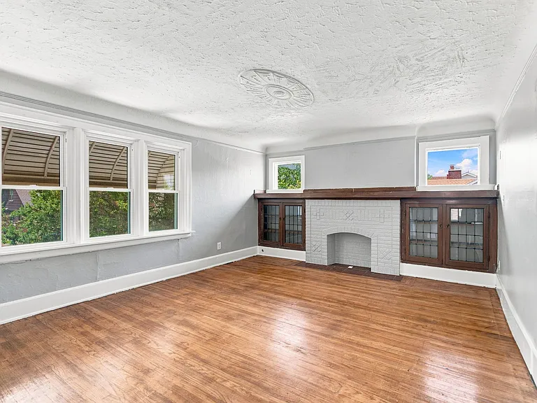 5274 Somerset Ave — Photo 6