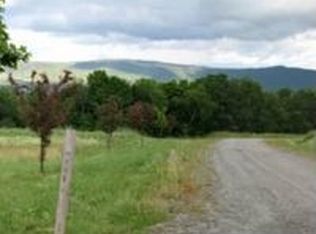 4233 Stagecoach Rd, Morrisville, VT 05661