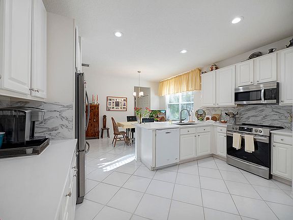 5th image of 12343 Melrose Way