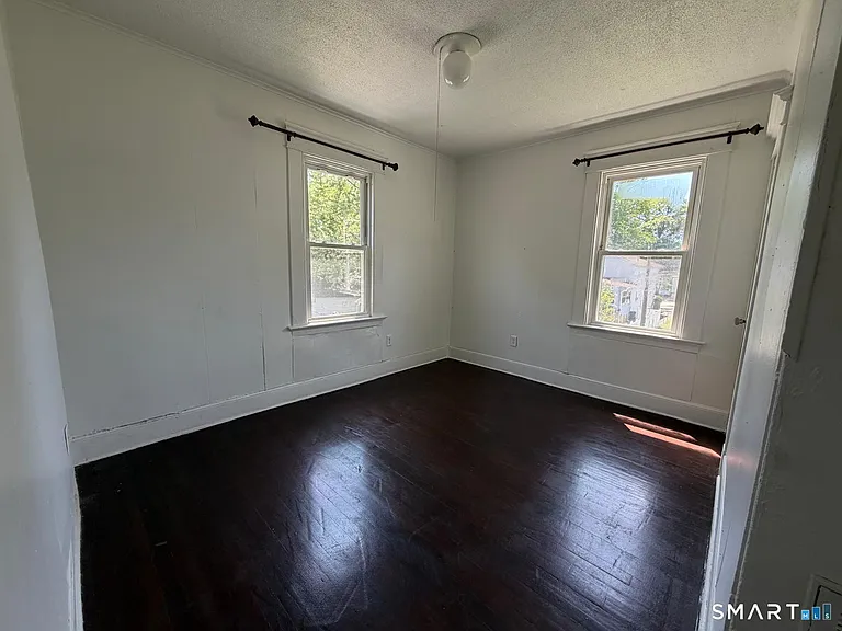 35 Irvington St #2 — Photo 2
