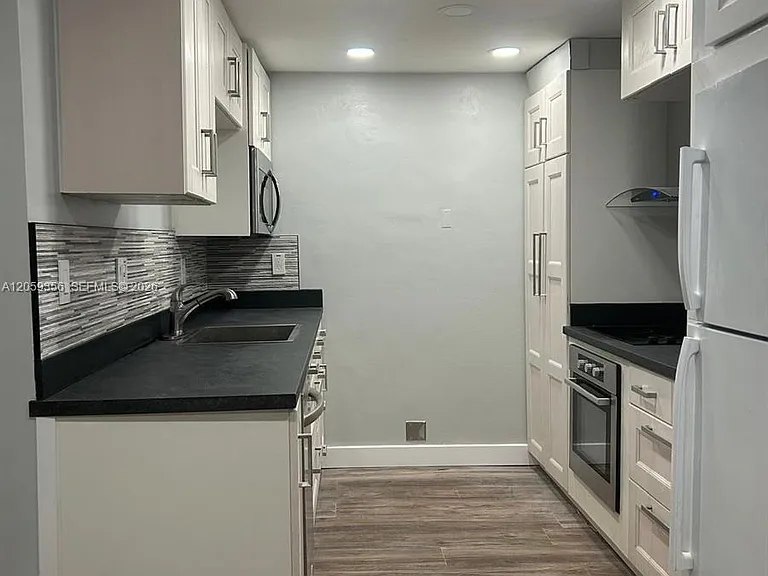 9320 Fontainebleau Blvd #214 — Photo 6