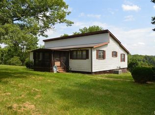 1886 Rock Cliff Rd, Bedford, VA 24523