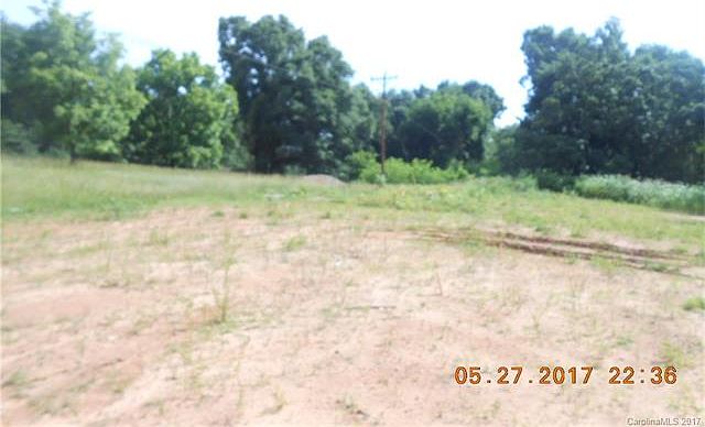 2nd image of 2212 Miranda Rd