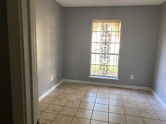 2nd image of 5209 Braden Dr