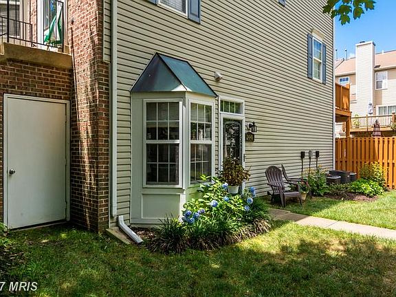 2nd image of 2446 Wentworth Dr #2446