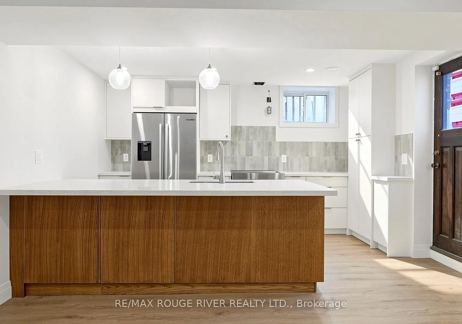 2 bed, $2,500 — Photo 4