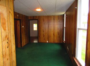 17 Western Ave, Newark, OH 43055