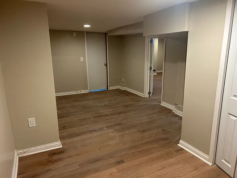 8614 Blue Ash Rd — Photo 27