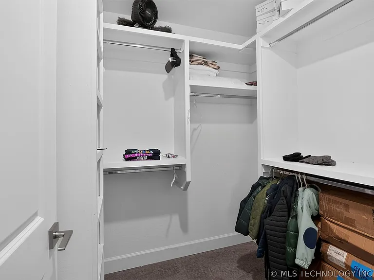 1119 W 86th Pl S — Photo 26