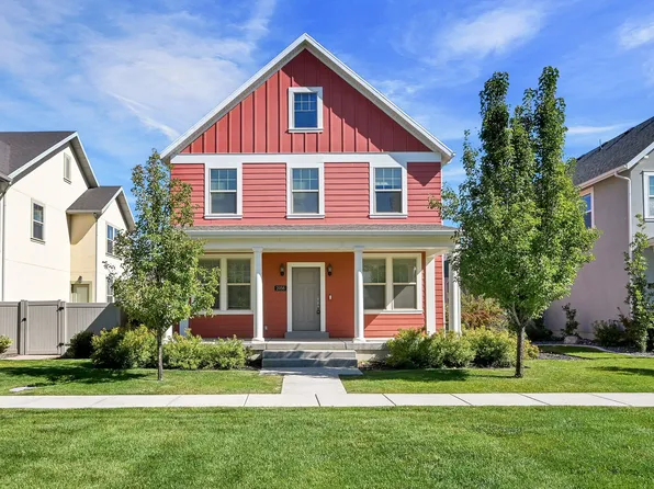 2056 W Phillips St N, Kaysville, UT 84037