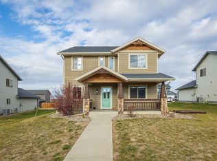 1242 Fairbanks Dr, Box Elder, SD 57719
