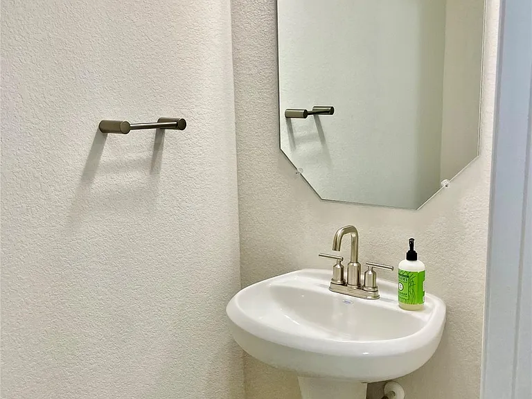 232 Denali Way — Photo 16