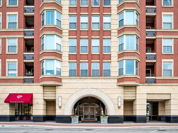 77 S Evergreen Ave Unit 605, Arlington Heights, IL 60005