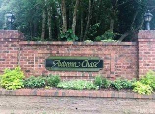 203 Oak Hollow Ct, Raleigh, NC 27613