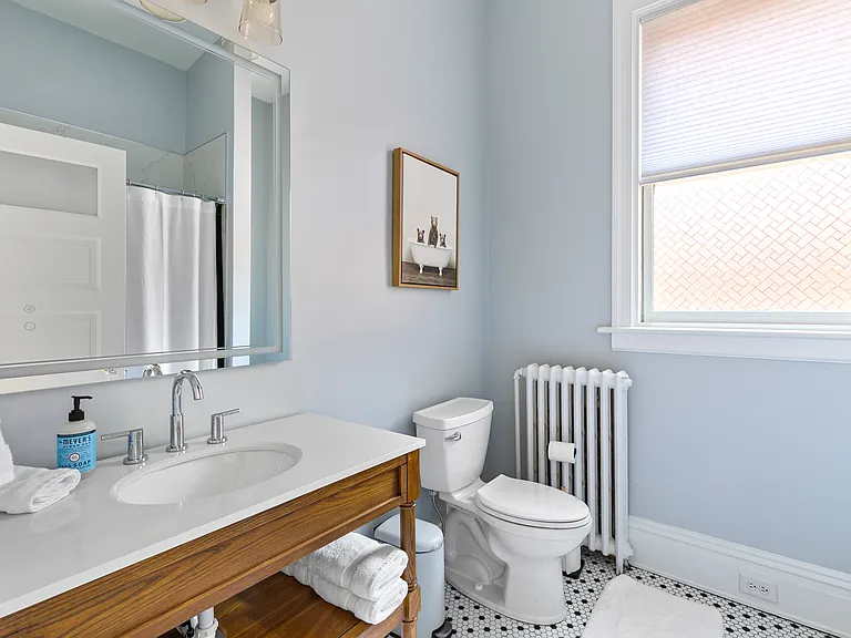 1634 W Grace St — Photo 24