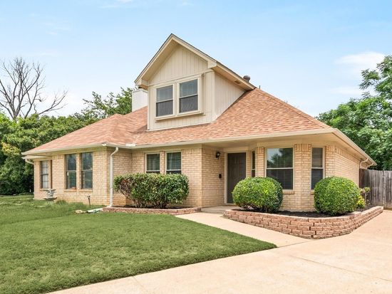 2808 London Ct, Euless, TX 76039