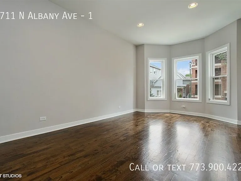 1711 N Albany Ave #1 — Photo 2