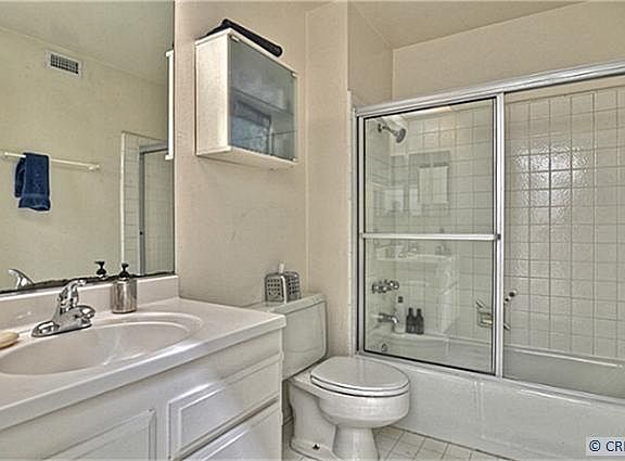 3rd image of 6 Barlovento Ct
