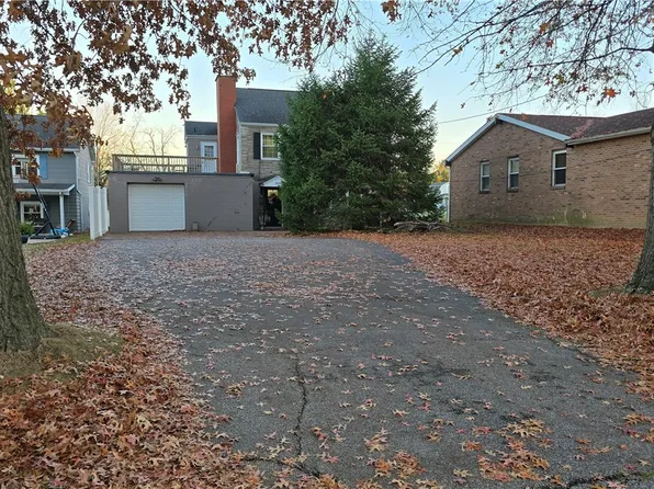 2414 Harrison Ave, Parkersburg, WV 26104