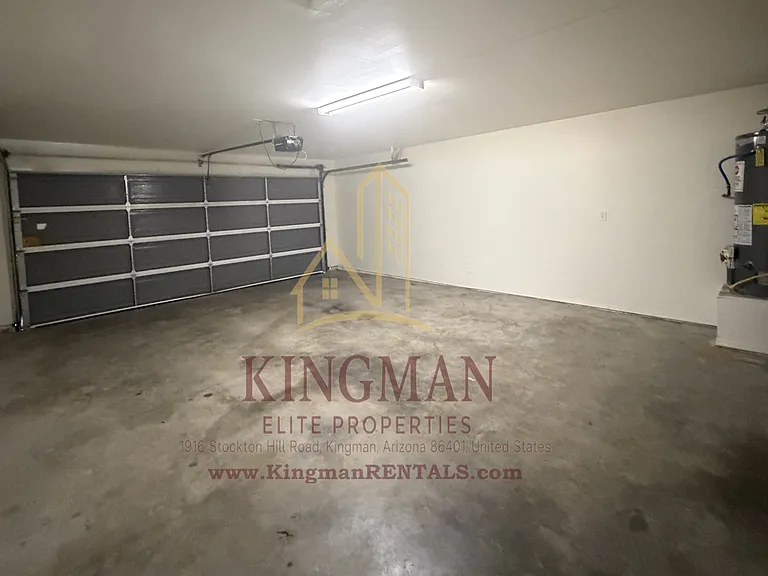 2627 Wallapai Ave — Photo 8