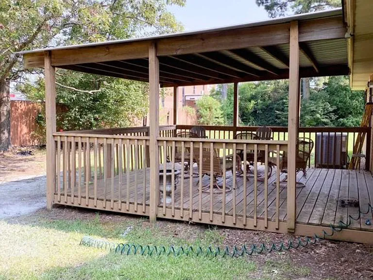103 Swan Cir — Photo 3