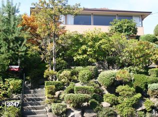 3247 23rd Ave W, Seattle, WA 98199