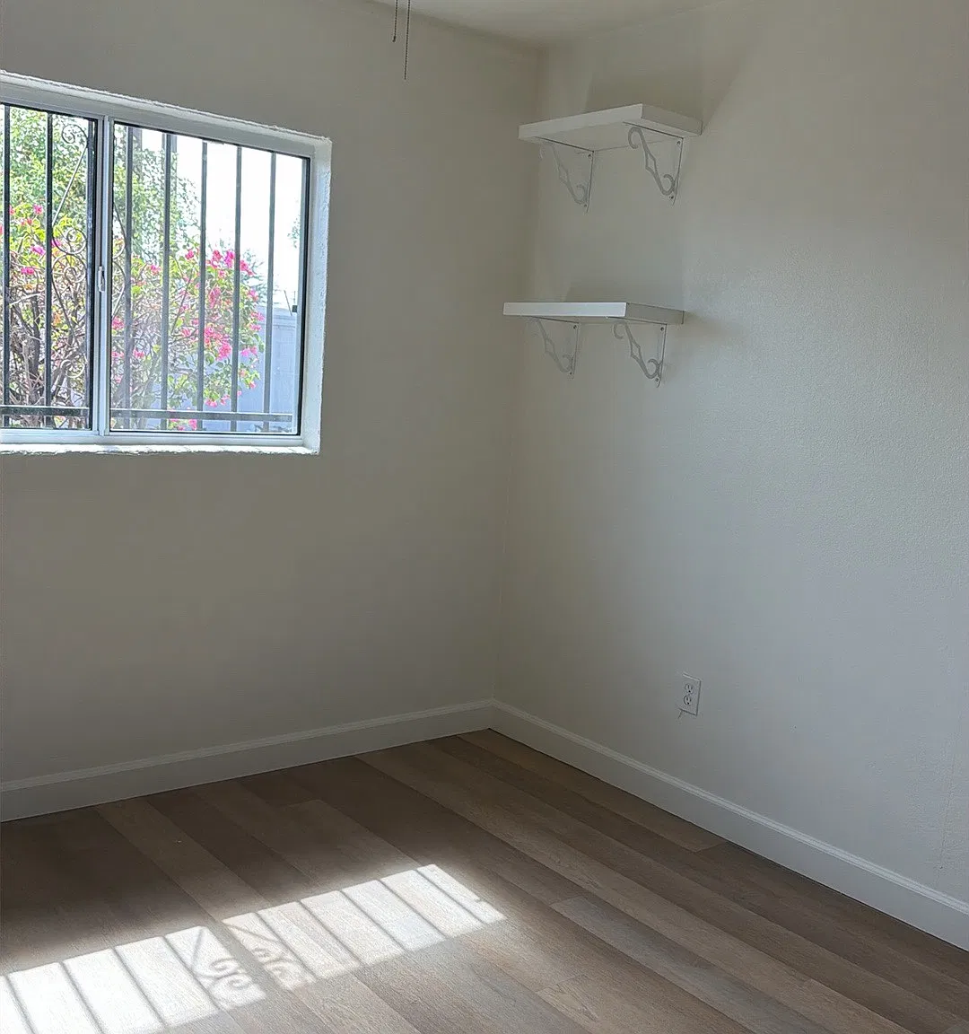 3 bed, 1395 sqft, $1,900 — Photo 3