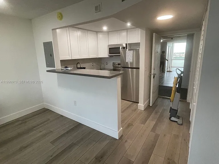 2350 NE 135th St #308 — Photo 8