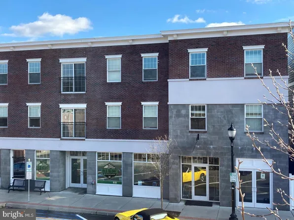 9 N 7th St, Perkasie, PA