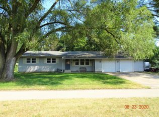 715 S 160th Ave, Holland, MI 49423