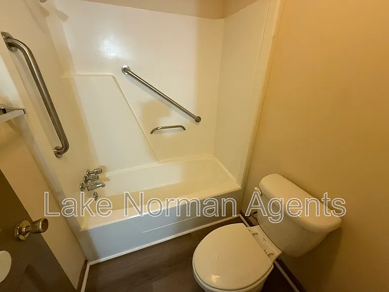 810 10th Street Blvd NW #3 — Photo 6
