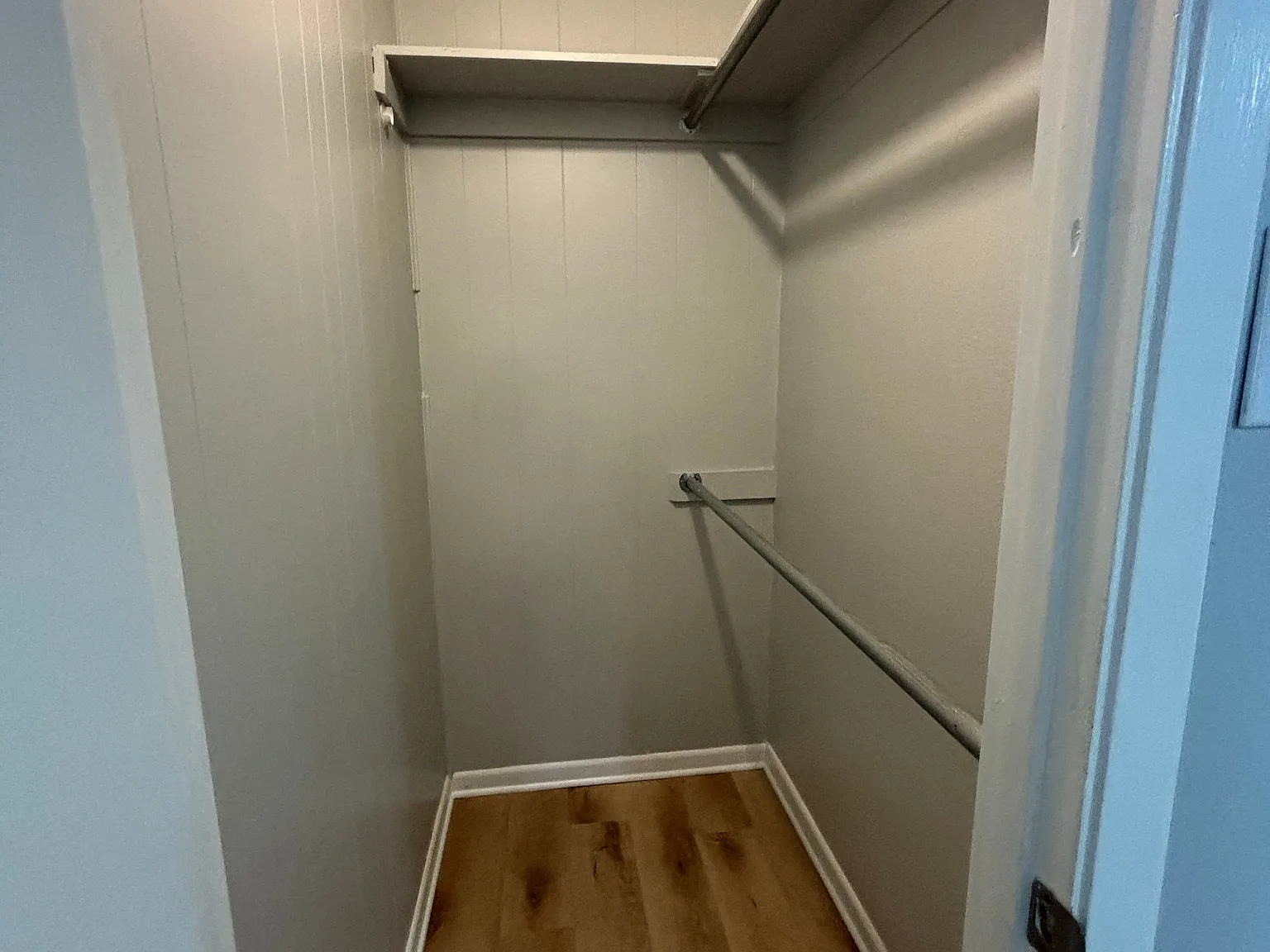 1 bed, 1.0 bath, $850 — Photo 4
