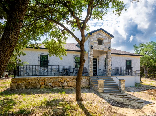 28326 Bonn Mountain, San Antonio, TX 78260