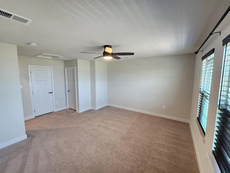 2626 Jetstream Rd — Photo 17