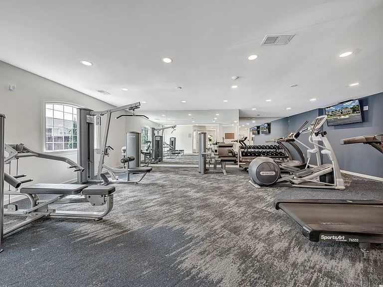 Sunscape Apartments — Photo 48