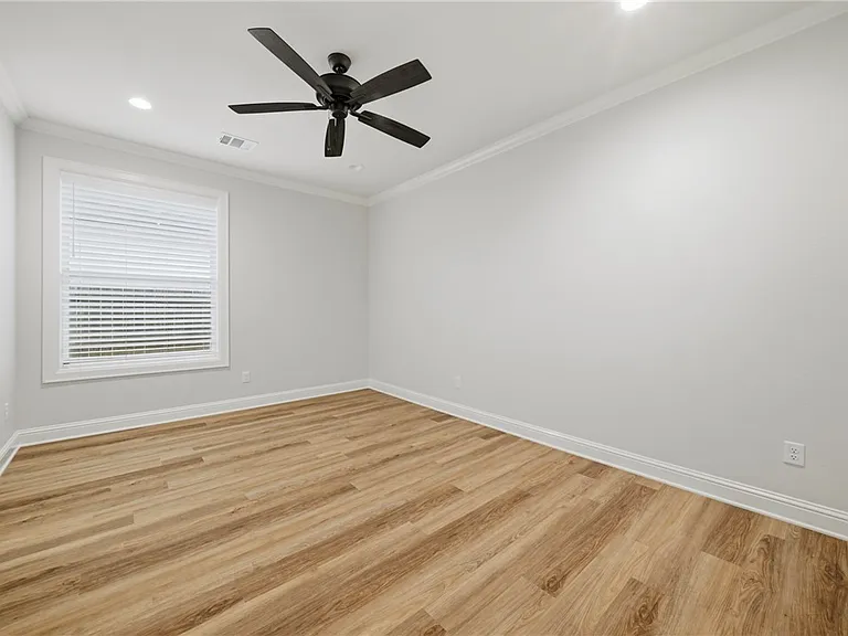 4725 Pearl River Ct — Photo 21