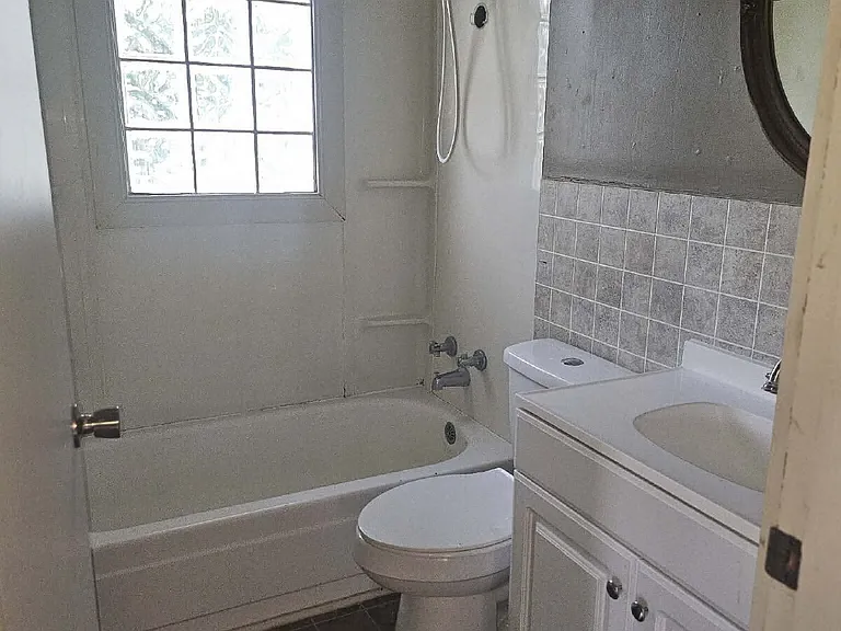 1801B W Nettleton Ave — Photo 8