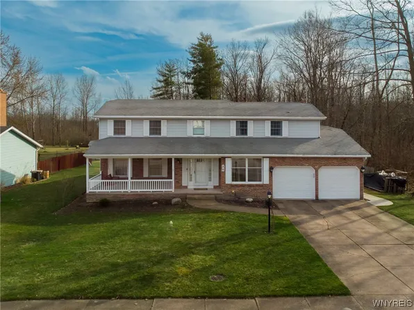 26 Adel Ln, Grand Island, NY 14072