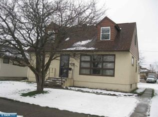 1205 18th St S, Virginia, MN 55792